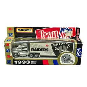 Matchbox Team NFL Oakland Raiders Semi Truck 1993 Limited Edition White Rose